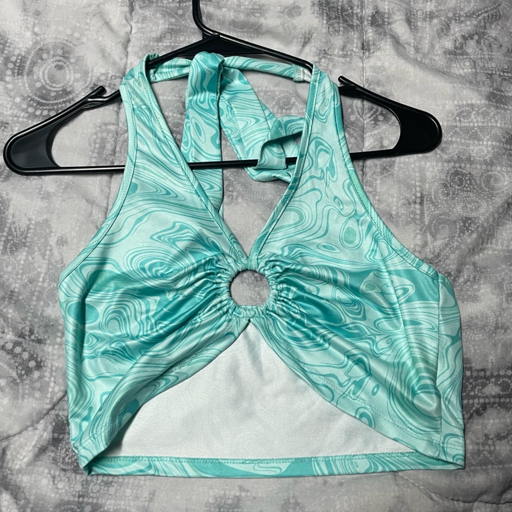 Halter top